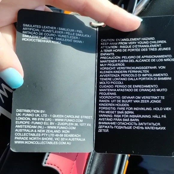 Loungefly Disney Tigger Vampire Crossbody NWT - Picture 11 of 12